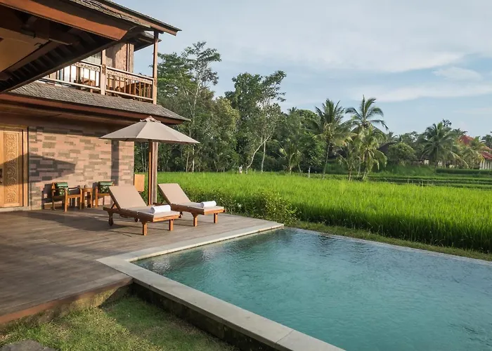 Benisari Batik Garden * ウブド